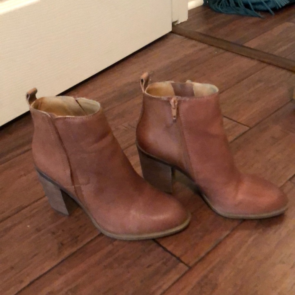 Reduced!! Lucky Brand high heeled ankle boots